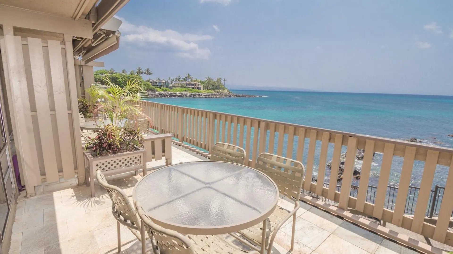 Oceanfront Views, 2 Balconies - Ks A3 - Sullivan Kahana Holiday home